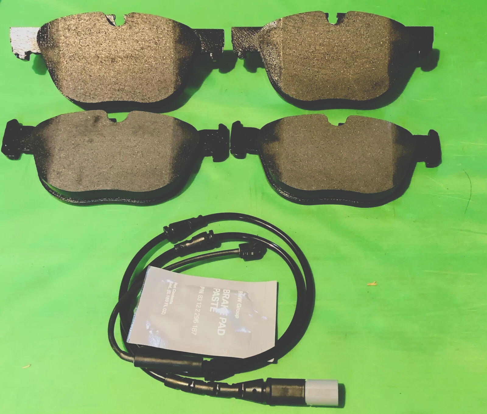 Genuine Front Brake Pads for 20162018 BMW X4 F26 M40iX 3.0L N55 Engine