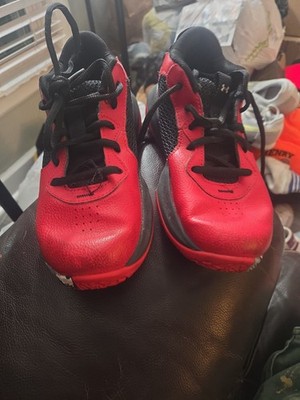 Size 3 (PS) - Under Armour Lockdown 6 Low Red Black