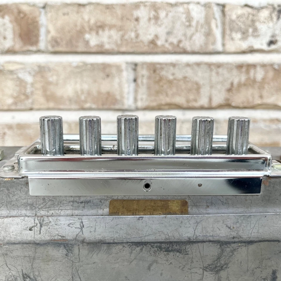 1955 Ford Thunderbird OEM Factory Radio -UNTESTED - Image 4 of 4