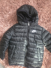 NIKE JUNGEN wattierte Jacke Mantel schwarz Ka...