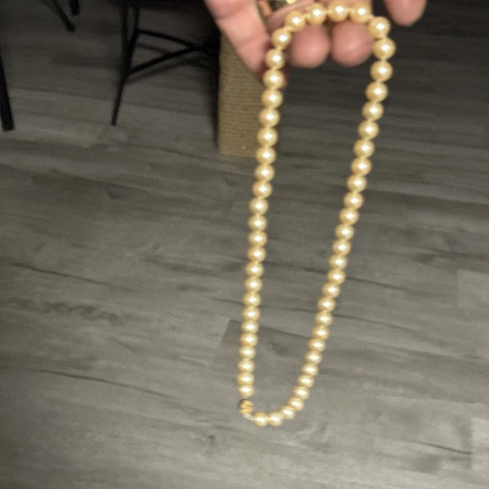 Pearl 22 Inch Necklace Marvella String Of Pearls Gold  Clasp SYDNEY - Image 4 of 4