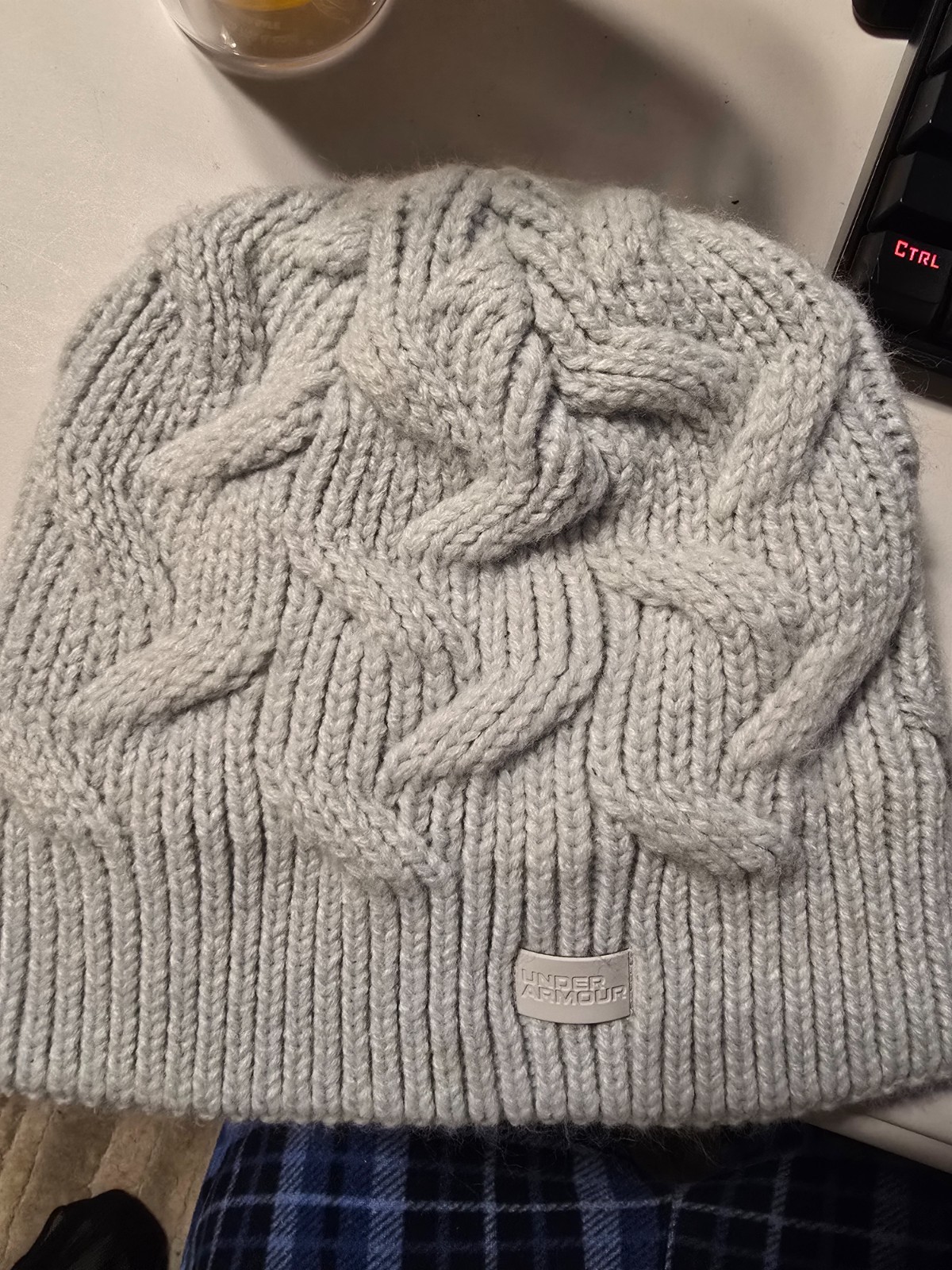 stocking cap womens  Under Armor Grey Knit Beanie… - image 3