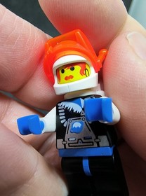 LEGO Doctor Kelvin Minifigure - 6983 6973 Ice Planet - Deep Freeze Defender