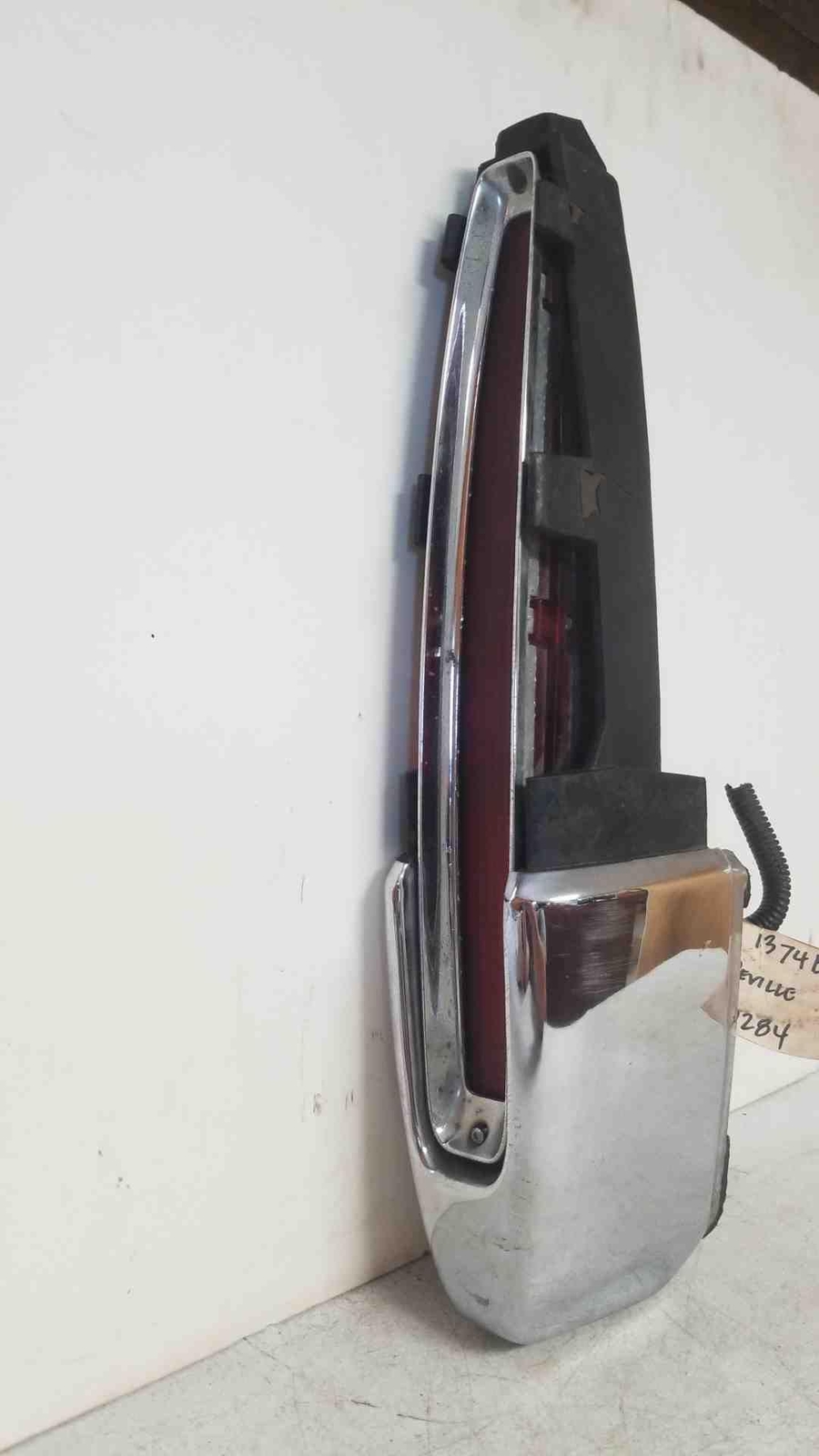 89-93 Cadillac Deville Right Tail Light with Trim Ring Bracket and Bumper Extension Replacement Part