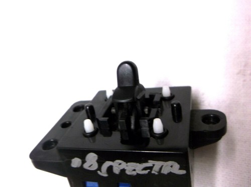 05-06-07-08-09 KIA SPECTRA POWER DOOR MIRROR SWITCH./CONTROL ..OEM - Picture 2 of 4
