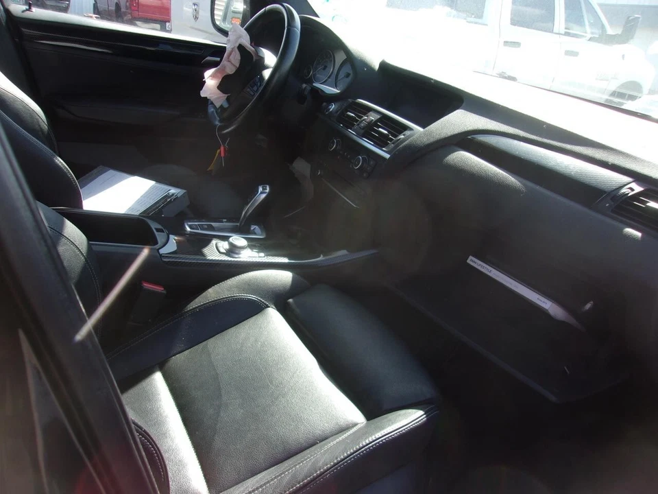 Manija de puerta interior usada se adapta a: BMW X3 2013 grado A Foto 4 de 4