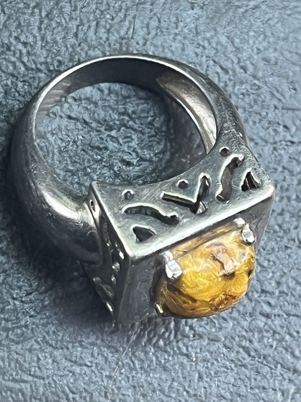 925 sterling silver ring With Prong-set Amber 10.9g Sz 7 STUNNING!