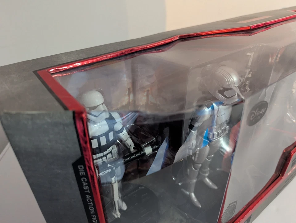 Star Wars Elite Series TFA Die Cast 5x Action Figures Deluxe Set with Exclusives - Image 4 of 4