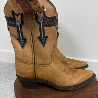Laredo Women's Blameless western boots/Sz7 - New w/o box      73122