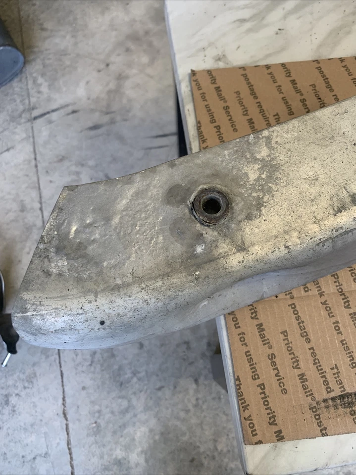 Barra de impacto de refuerzo de parachoques trasero 98-03 Jaguar XJ8 OEM HNF6580AA Foto 3 de 4