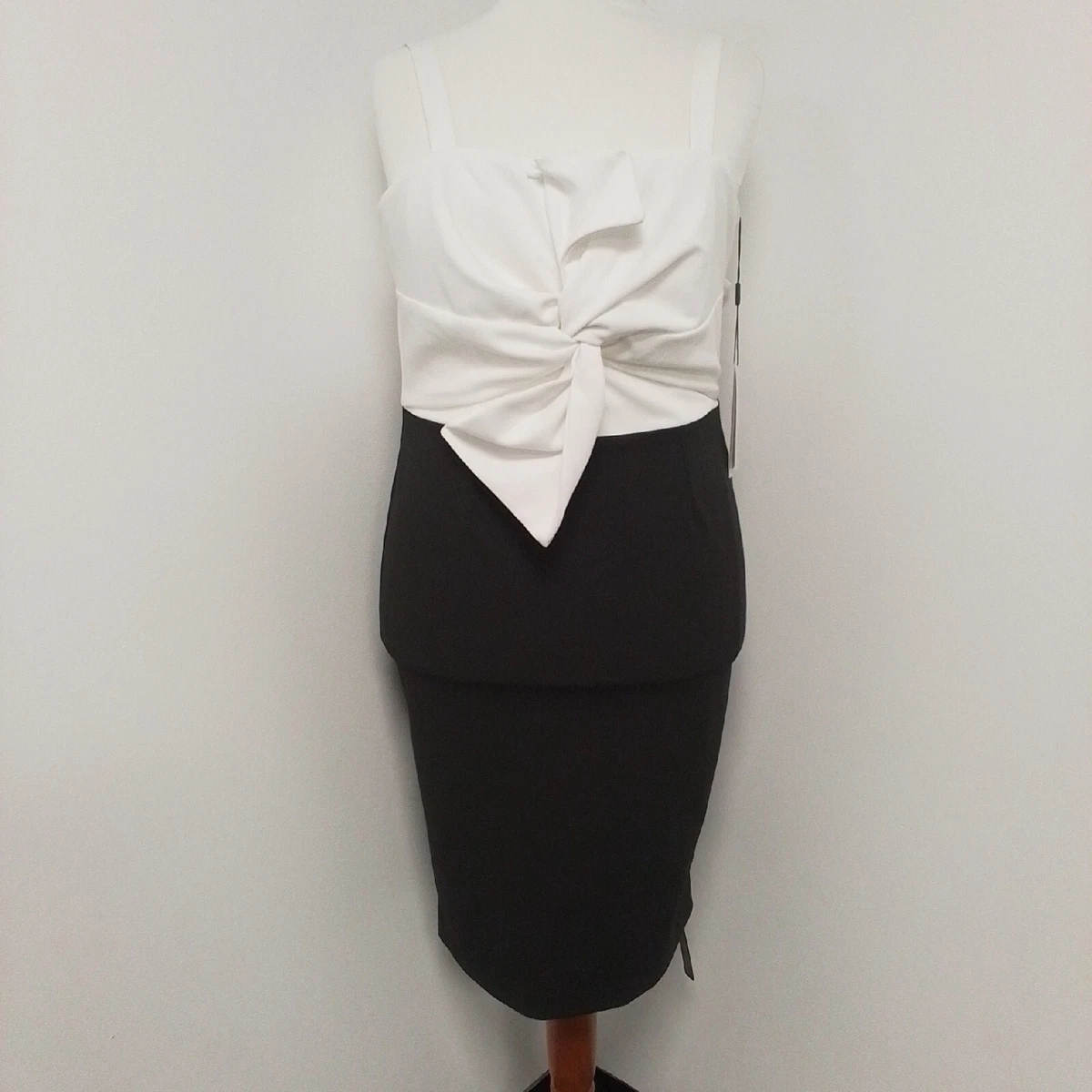 Roman black and white clearance dress