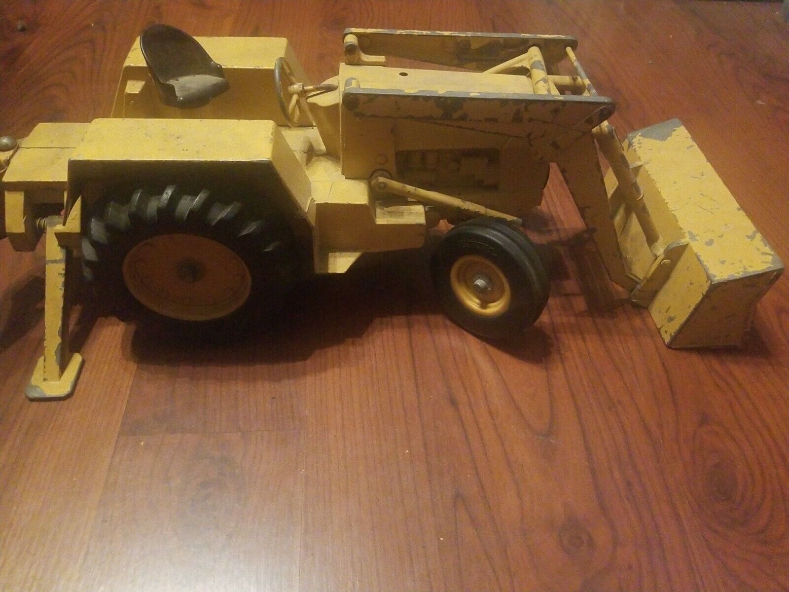 Picture 4 of 9