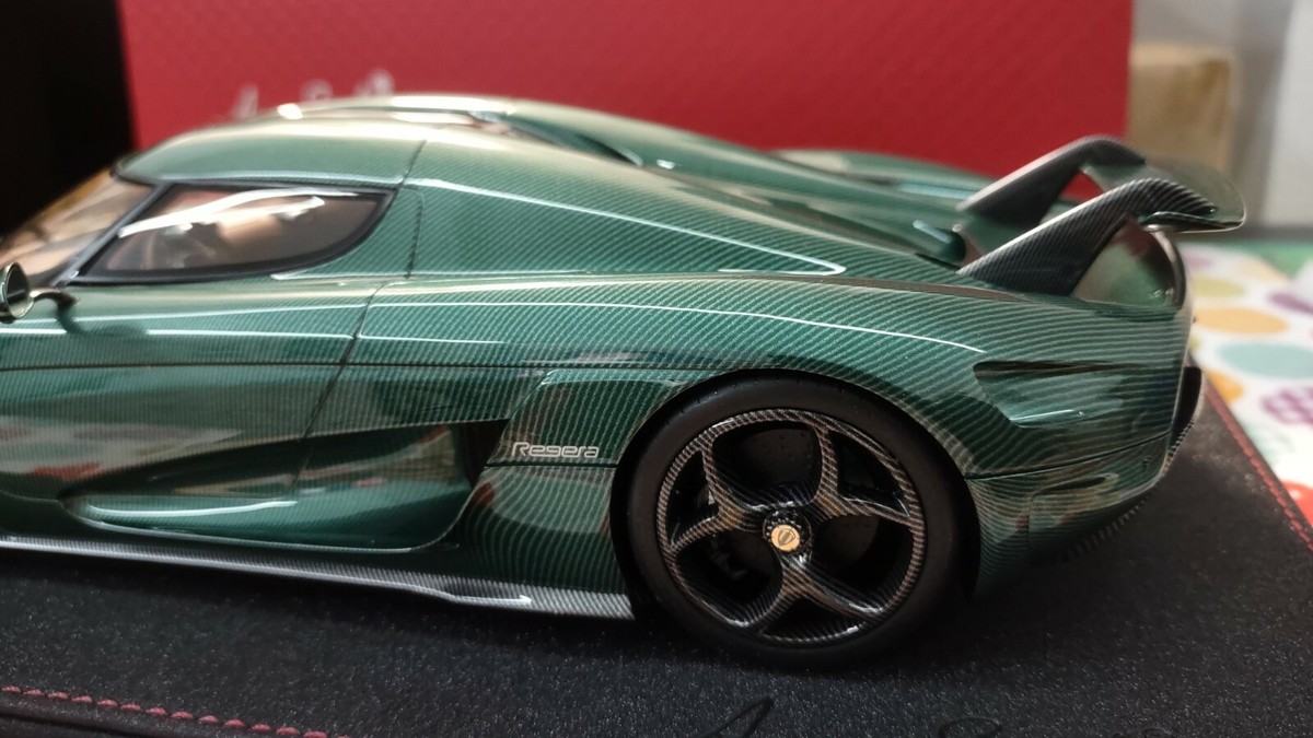 AvanStyle Koenigsegg Regera, Green Tintde Carbon, Resin with No