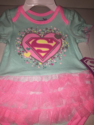 Nuevo- DC Comics Supergirl Bebé Mameluco Niñas (Talla 6-9 Meses) - Imagen 2 de 6