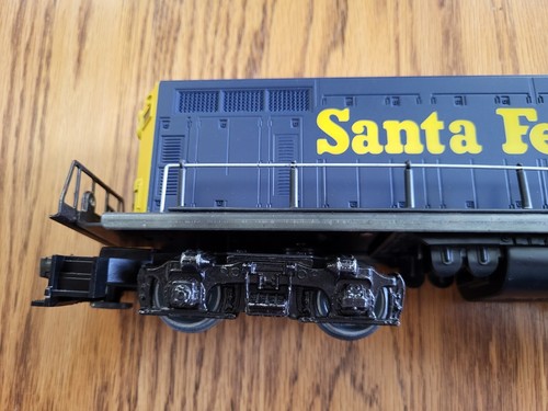Lionel Santa Fe GP-20 Diesel Locomotive - 6-8352 - w/ Box - Excellent - Imagen 5 de 15