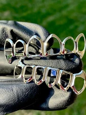 Italy Silver Finish CZ Cluster Custom Slug Top Bottom Fang GRILLZ Mouth Fang Set