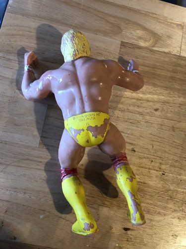 LJN 1984 Hulk Hogan Rubber Wrestling Titan Sports Vintage WWF - Photo 3/3