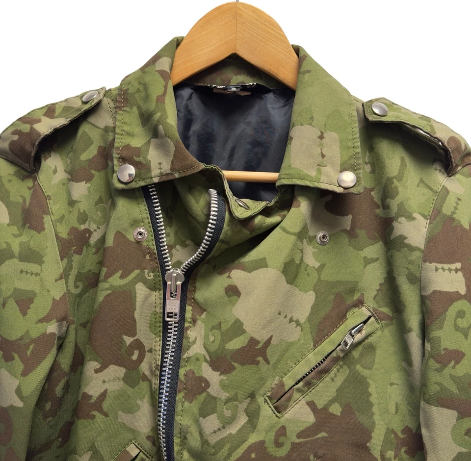 Chaqueta Comme Des Garçons Negra Para Mujer Talla Pequeña Cremallera Lateral Animal Camuflaje Motociclistas Foto 2 de 4