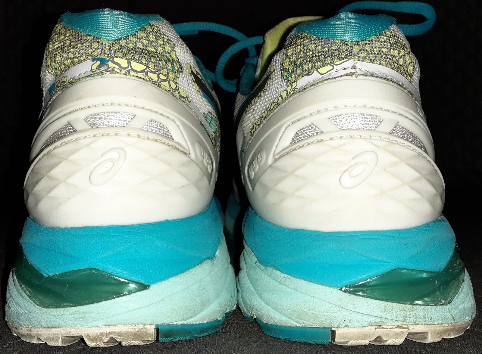 asics gel kayano size 9