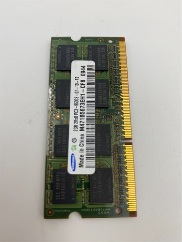 SAMSUNG 2GB (1x2GB) 2RX8 PC3-8500S DDR3-1066MHZ SODIMM M471B5673EH1-CF8 - Picture 3 of 4