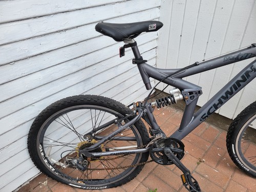 Schwinn Ditch 2.0 Mountain Bike - Picture 3 of 7
