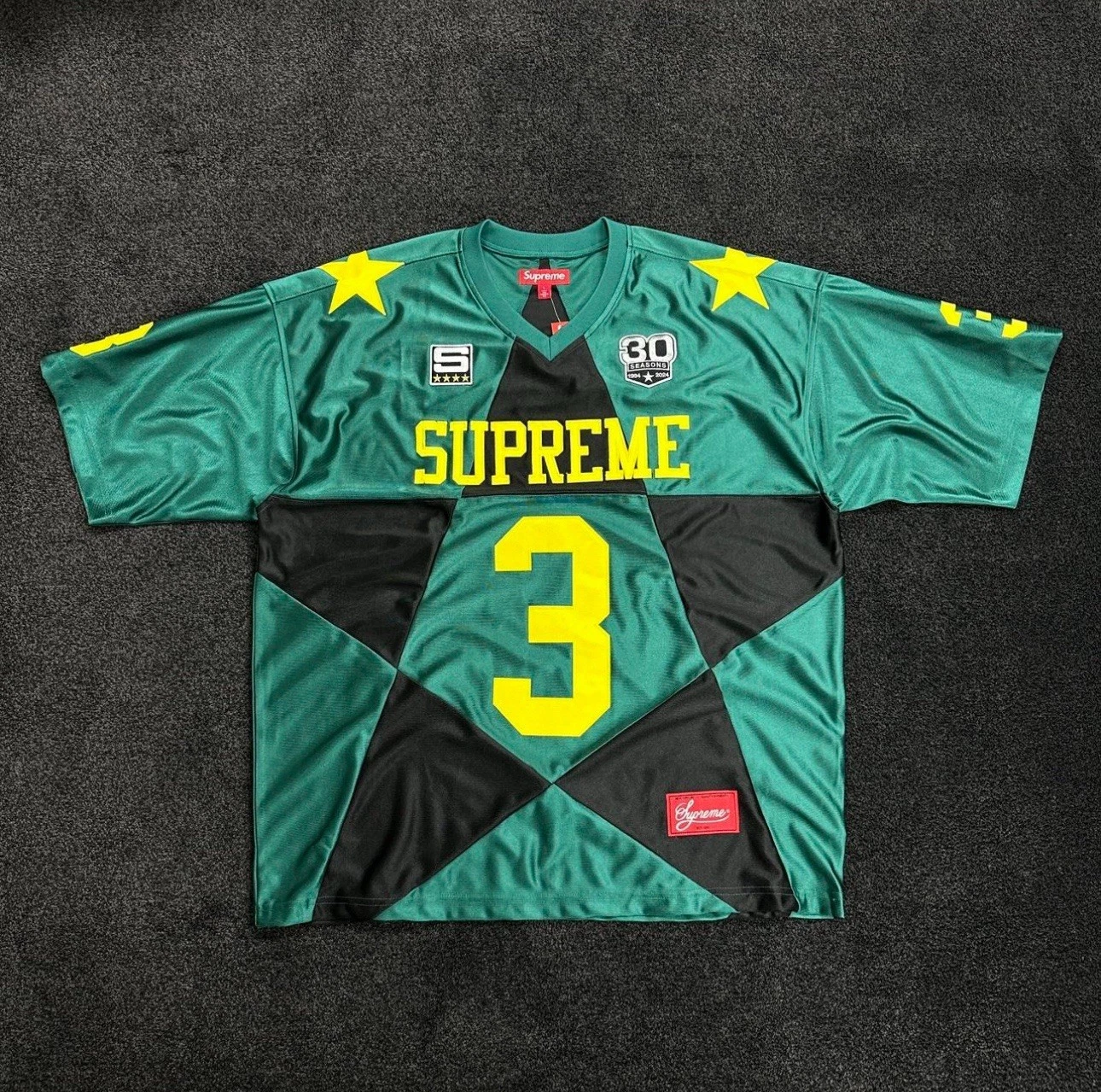 Maillot de foot vert Supreme Star taille M neuf authentique ☑️