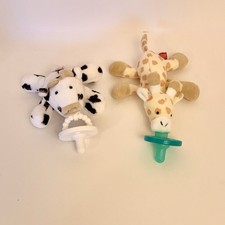2 Mary Meyer Wubbanub Pacifier Giraffe Cow Plush Pacifier Unused