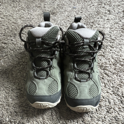 Merrill Suede Low Top Lace-Up Athletic Sneakers Green Brown Cream