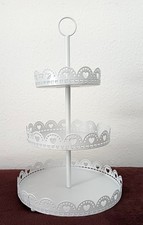 Etagere aus Metall, weiß, 44 cm, 3-stöckig, mit Herzmuster
