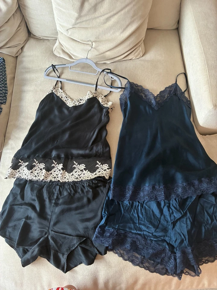 Pijama corto de seda intimissimi - ¡dos juegos ($300 precio de venta al por menor)! Foto 4 de 4