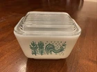 PYREX Amish Butterprint Turquoise Rooster Refrigerator Dish 501 W/Lid 1.5 Cup