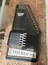 Autoharp by Oscar Schmidt