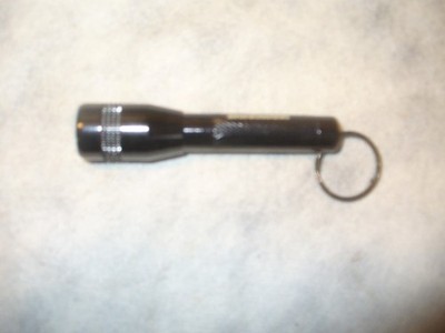Brinkmann Miniature Flashlight Keychain Keyring *tested*