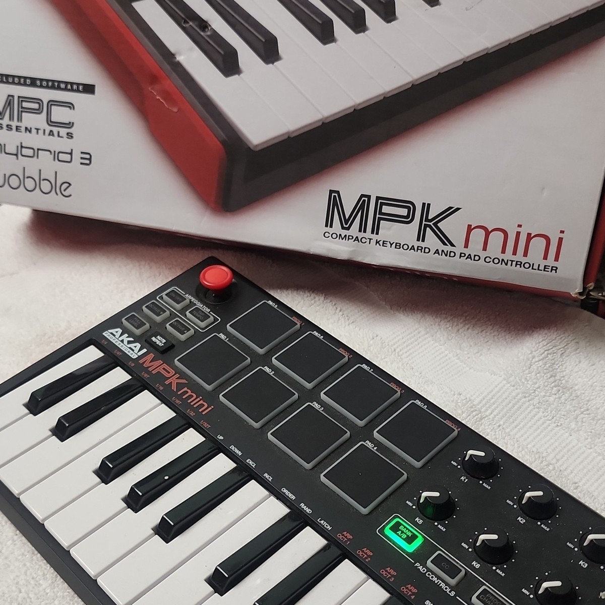 Akai MPK Mini MK2 USB MIDI Keyboard Controller 25 Keys Pads Knobs