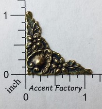 23683 - 4 Pc. Victorian Corner Jewelry Finding Brass Oxidized
