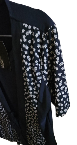 NWT CAPTURE EUROPEAN NAVY BLUE MINI FLORAL 2 in 1 LAYERED TOP SZ 38 - XS - S - Bild 3 von 6