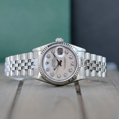 Orologio Rolex Datejust donna misura media acciaio inox 18KW lunetta scanalata bianco MOP - Foto 2 di 18