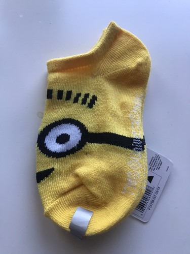 Despicable Me Minions Kids Socks Sz 5.5-6.5 Yellow Socks - Picture 2 of 2