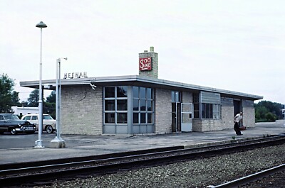Das SOO Line Depot in Neenah, WI im September 1963 5 x 7 Foto
