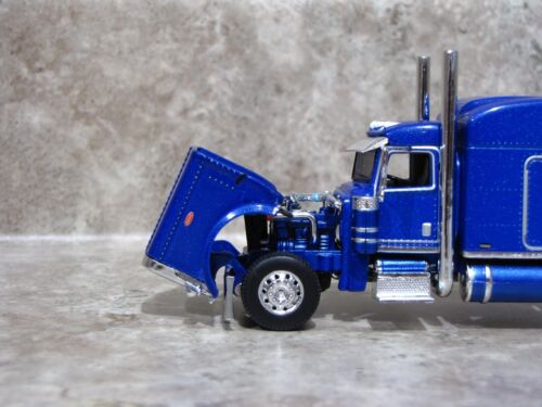 DCP 1/64 Blue Peterbilt 389 Semi Truck Farm Toy - Picture 4 of 4