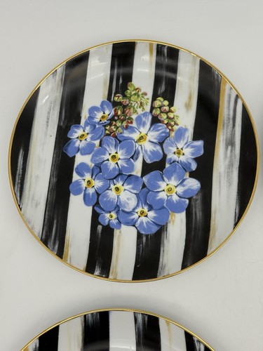 4 EUC MacKenzie Childs Trillium Thistle & Bee Salad Plates 8.25” - Picture 4 of 8