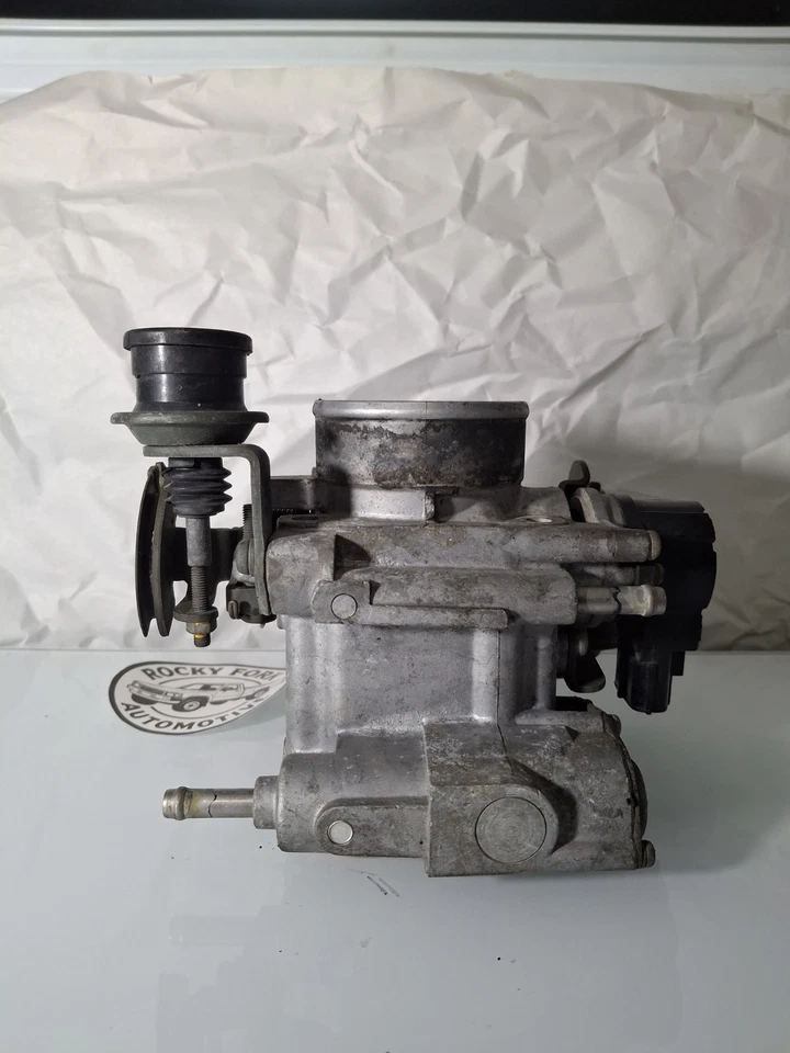 Корпус дроссельной заслонки 1992 - 1995 Toyota 4Runner пикап T100 3,0 л V6 без круизного контента - Изображение 2 из 4