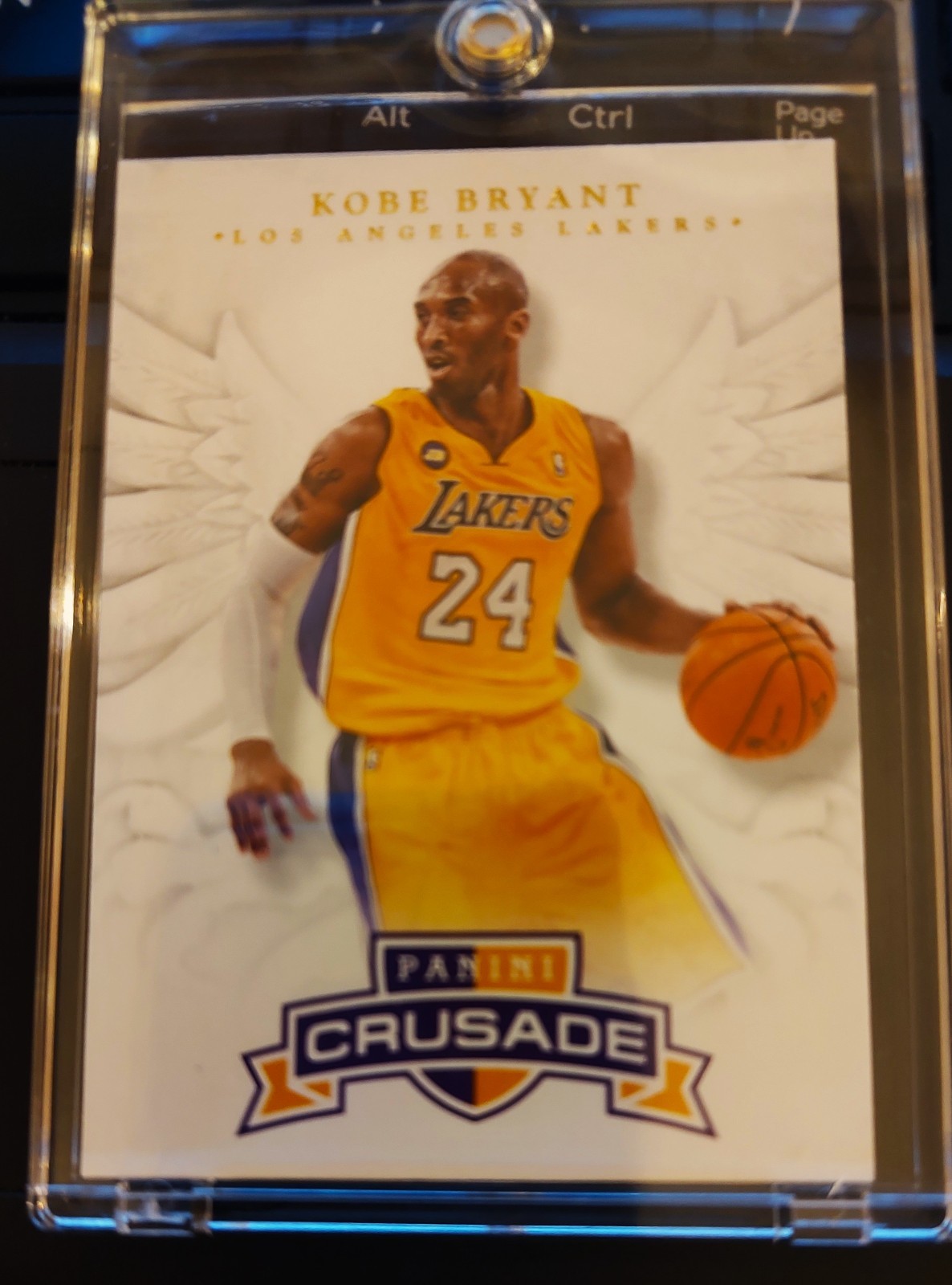 2012-13 Panini Crusade Kobe Bryant Angel Wings LA Lakers #5 HOF FREE SHIPPING*