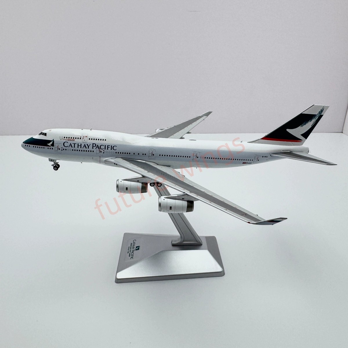 1:400 YY Wings Cathay Pacific B747-400 B-HUJ Aircraft Model Free