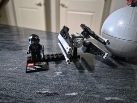100% Complete LEGO Star Wars 9676 Tie Interceptor & Death Star w/ instructions