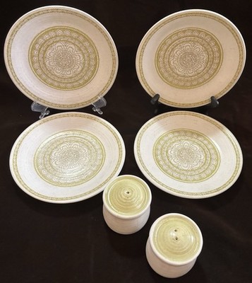 Franciscan Hacienda Green 4 Bread & Butter Plates 6.5  + Salt & Pepper Shakers