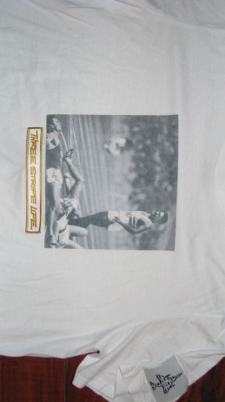 Picture 1 of 3