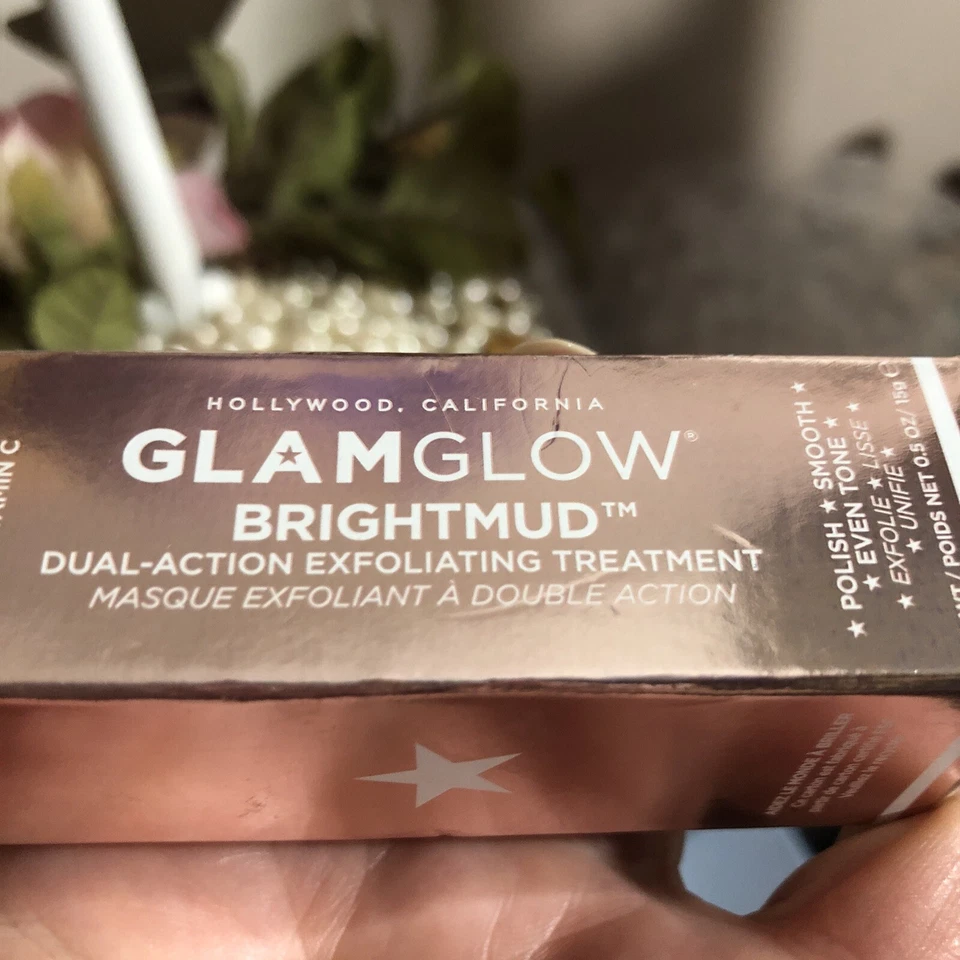 GLAMGLOW Brightmud Dual-Action Exfoliating Treatment 0.5 oz - Image 3 of 3