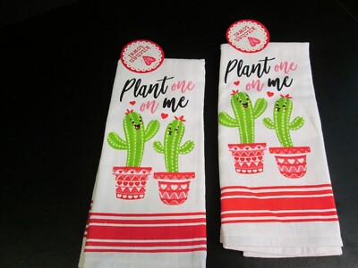 Valentine Kitchen Towels, Set of 2, NWT