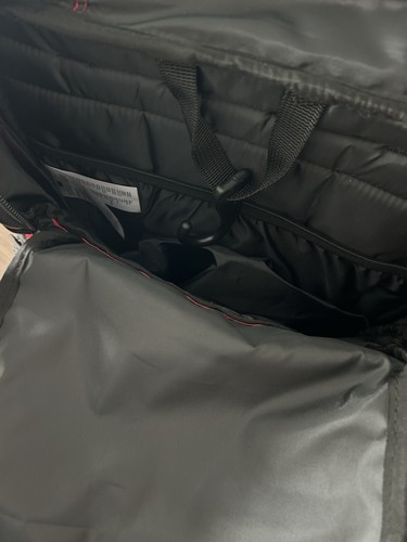 BNWT Mizuno Organizer 23 Backpack — Red x Volleyball Canada (35L, 20”x 13”x 8”) - Picture 4 of 4